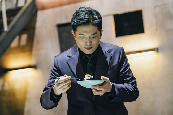 Chef Anh Sung-jae appears in "Culinary Class Wars" (Netflix)