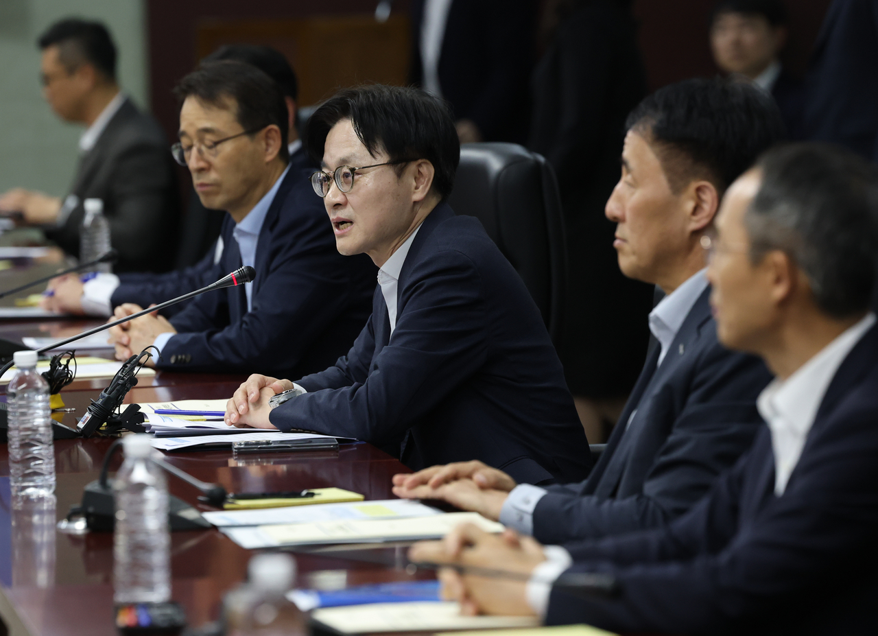 Emergency arbitration unavoidable if Samsung strike occurs: Industry ...