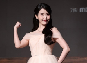 “미흡한 제 잘못”…아이유, ‘역사왜곡’ 대군부인에 결국 머리 숙였다