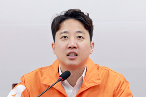 이준석 “보수 정치, 이번 선거서 드러누으면 다음에 일어설 자리 없어”
