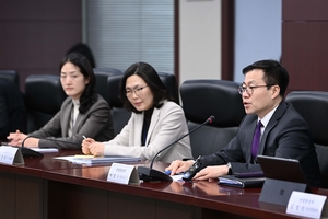 Seoul officials discuss response to USTR trade probe, EU's steel safeguard plan