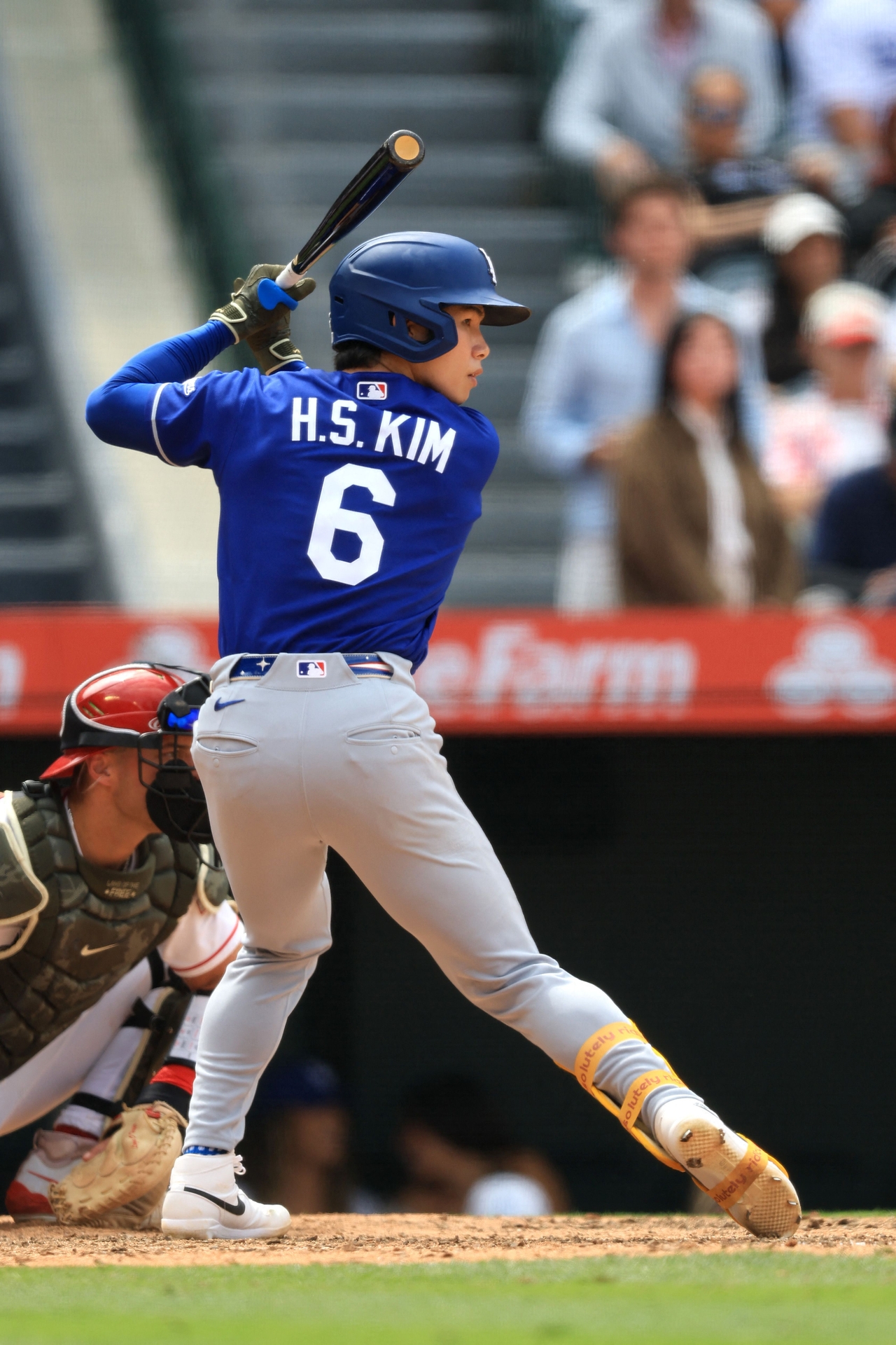 Kim Hye-seong of the Los Angeles Dodgers takes his at bat during a game against the Los Angeles Angels, in Anaheim, California, Sunday.   (AFP-Yonhap)