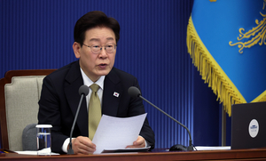 李대통령 “힘 세다고 더 갖지 않고 연대해야”…삼성 노조에 작심 경고 [삼성전자 노사 최후담판]