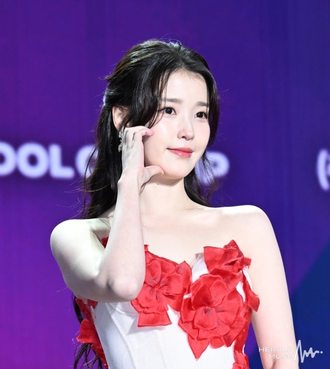 Singer and actress IU (Yoon Byung-chan/Herald Muse)