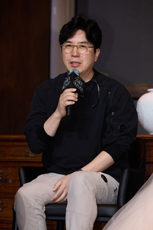 홀로 총대 멘 ‘21세기 대군부인’ 감독 “저의 부족함 탓…변명의 여지 없어” [인터뷰]