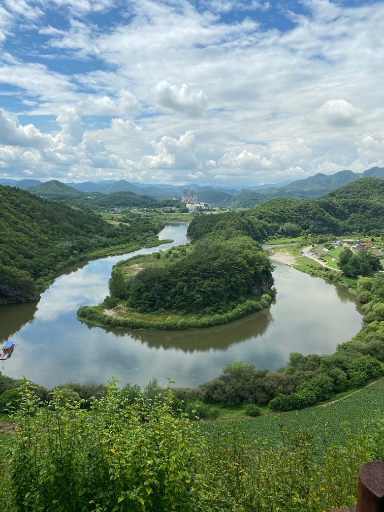 Yeongwol (Po Se on Unsplash)