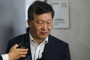 Samsung, union to resume wage mediation talks at 10 a.m. Wednesday