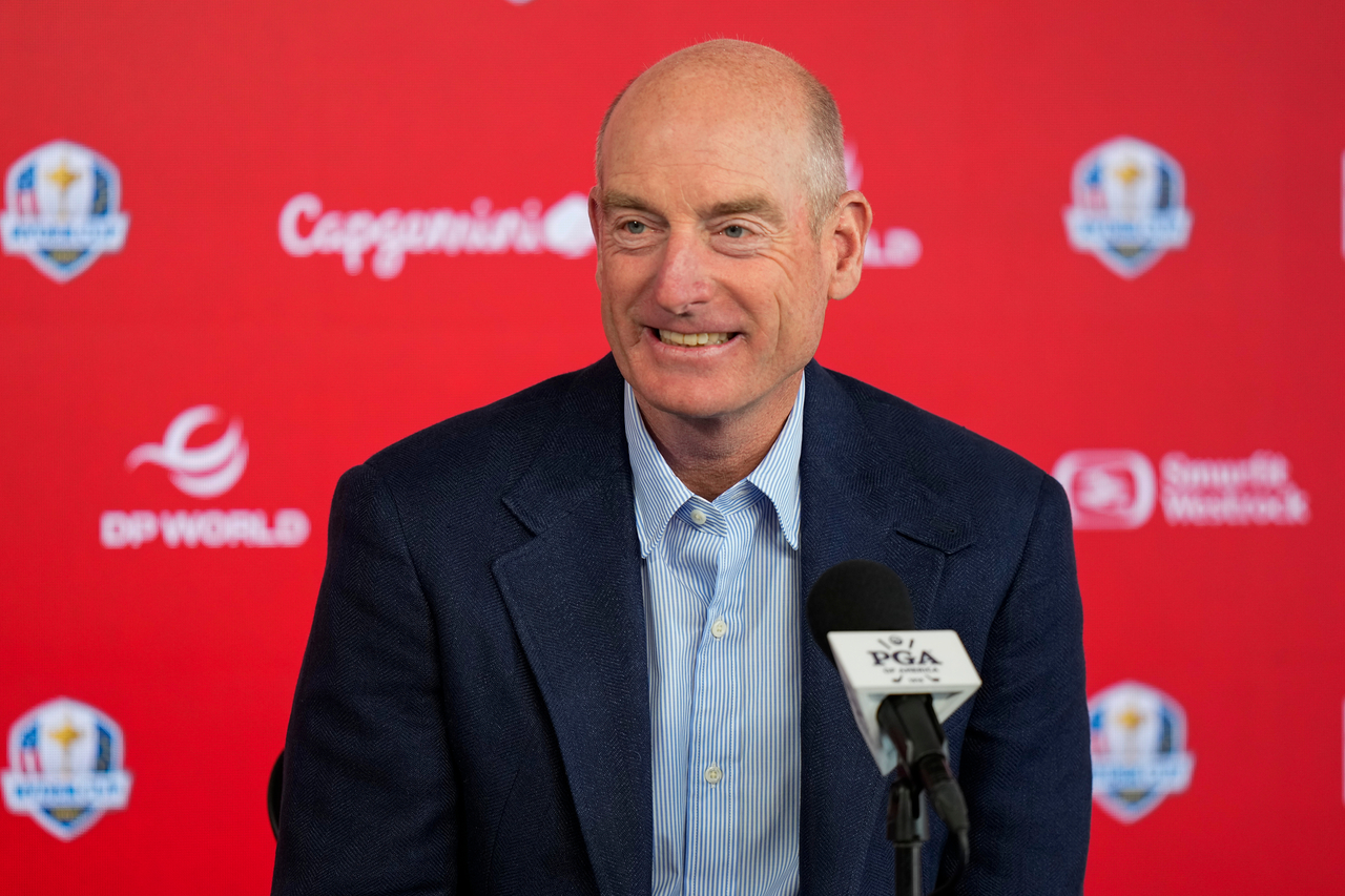 Jim Furyk speaks to the media during a PGA Championship golf tournament practice round at Aronimink Golf Club, in Newtown Square, Pennsylvania, May 13.   (AP-Yonhap)
