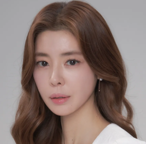 “김규리, 맨발로 탈출해 구조 요청”…자택강도 사건 CCTV·112신고엔 “폭행하고 3000만원 요구”