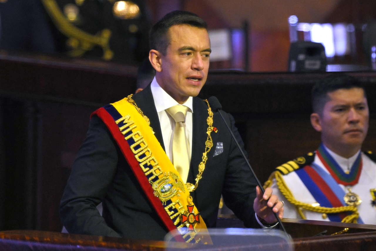 President Daniel Noboa presents his annual report to Congress in Quito, Ecuador, Sunday. (AFP-Yonhap)
