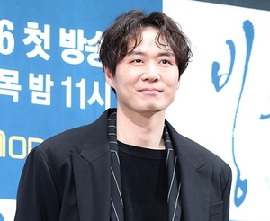 연정훈, 국제 와인 심사위원 됐다…“뜻 깊고 멋진 경험”