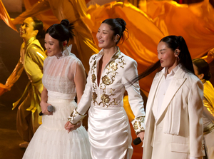 'Golden' wins Song of the Year at American Music Awards