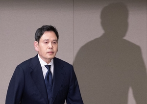 정용진 고소한 5·18 유공자들 “실무자부터 정 회장까지 모두 처벌해야”