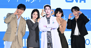 “다 같이 면회 갈 것”‥‘입대’ 이재욱부터 자칭·타칭 ‘러블리’ 신예은까지 ‘닥터 섬보이’[종합]