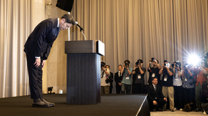 정용진 “진심으로 머리 숙여 사죄…변명하지 않겠다”