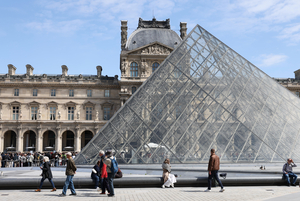 Louvre jewelry heist to be turned into film