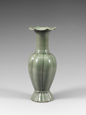 [Treasures from National Museum of Korea] Melon-shaped Celadon Bottle
