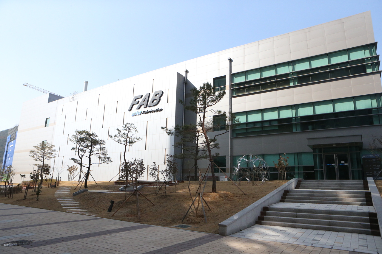 DGIST 차세대센서‧반도체연구소 FAB 건물 전경.[DGIST 제공]