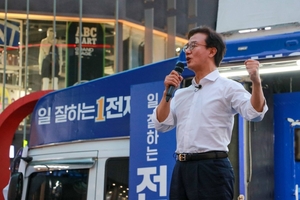 부산 전재수·박형준 총력전…북갑 후보 3인도 집중 유세