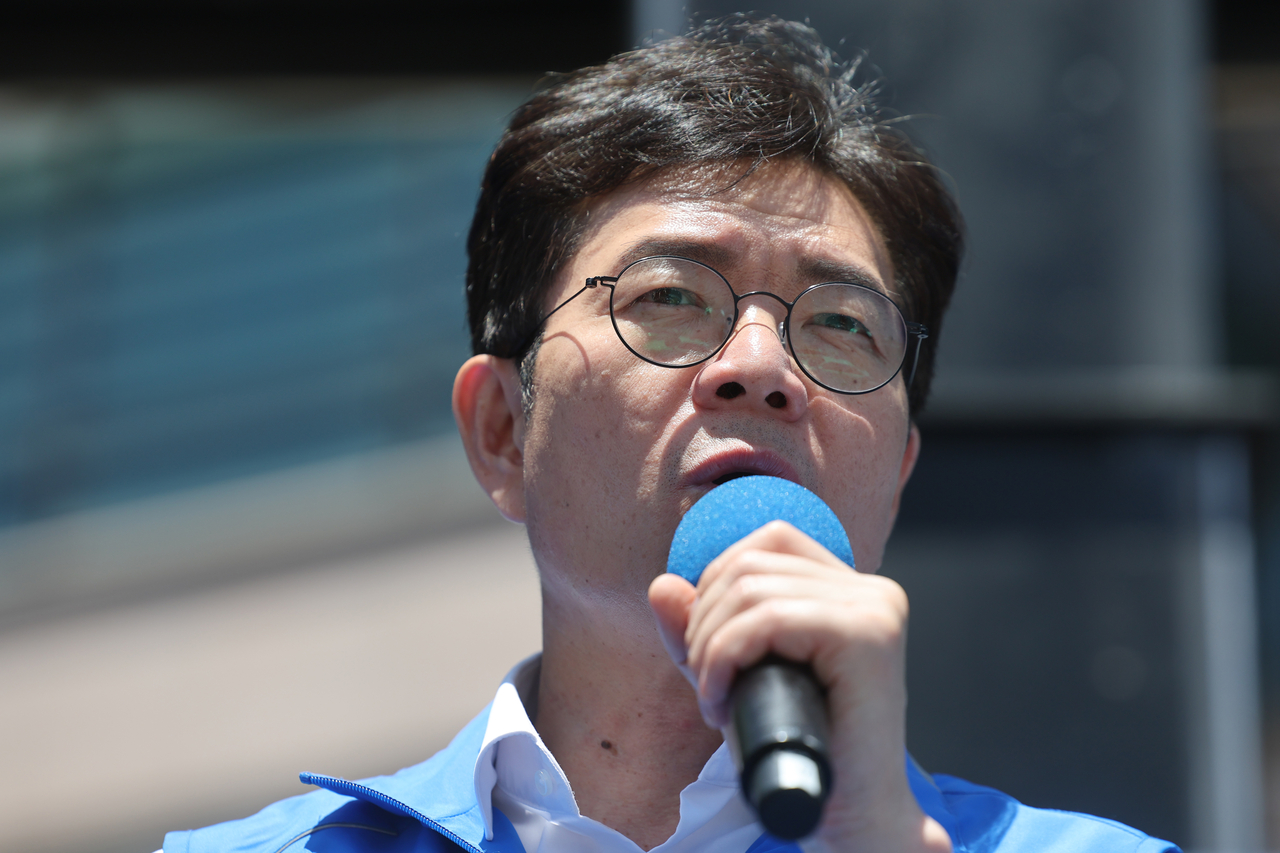 Chong Won-o, Seoul mayoral candidate for the Democratic Party of Korea (Yonhap)