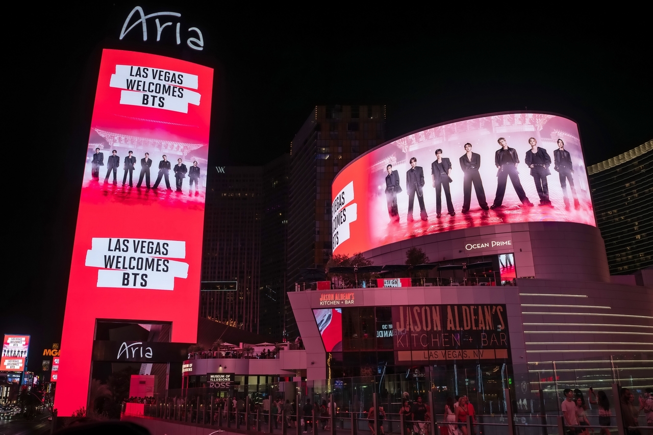 Digital billboards along the Las Vegas Strip feature displays welcoming BTS. (Hybe)