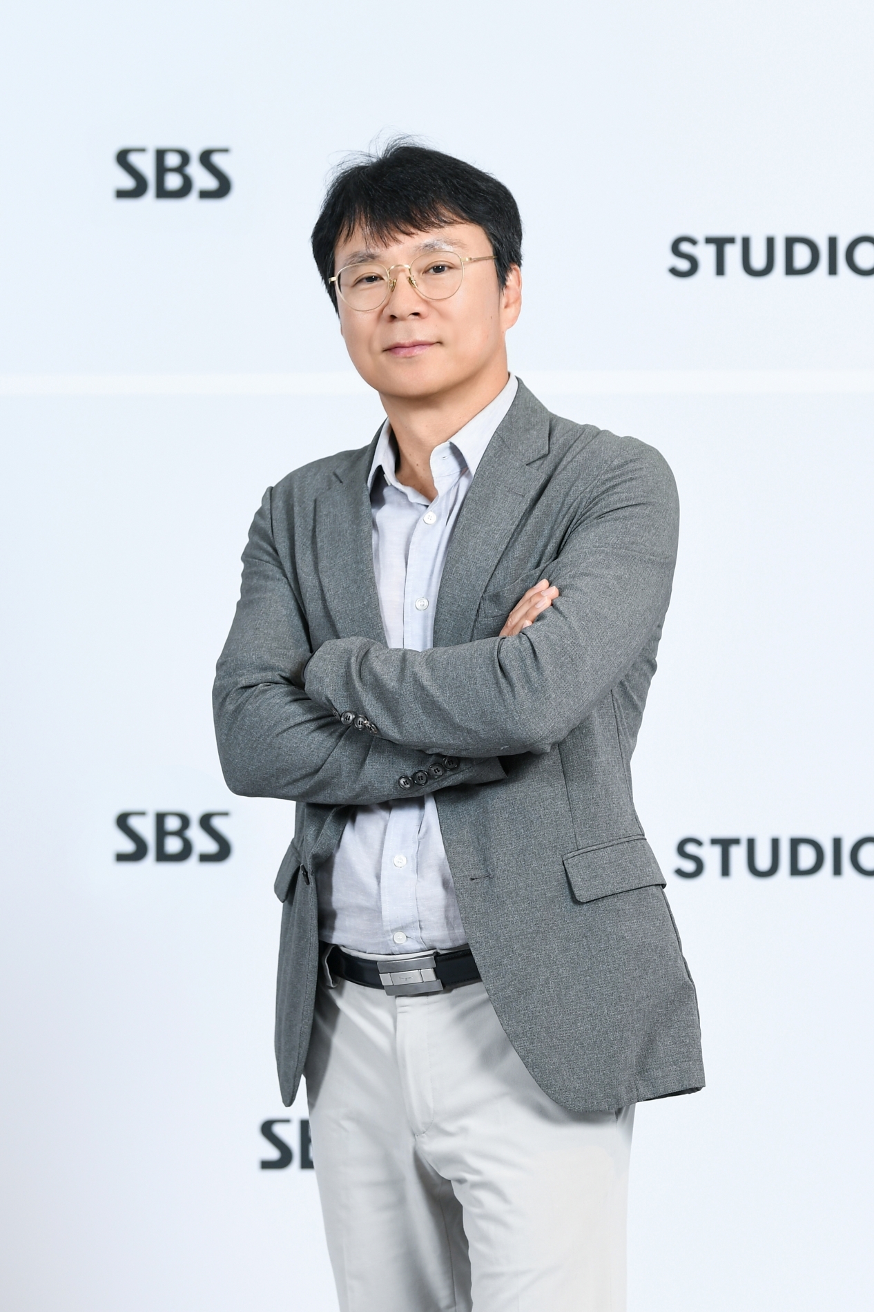 Hong Seong-chang, the head of Studio S (SBS)