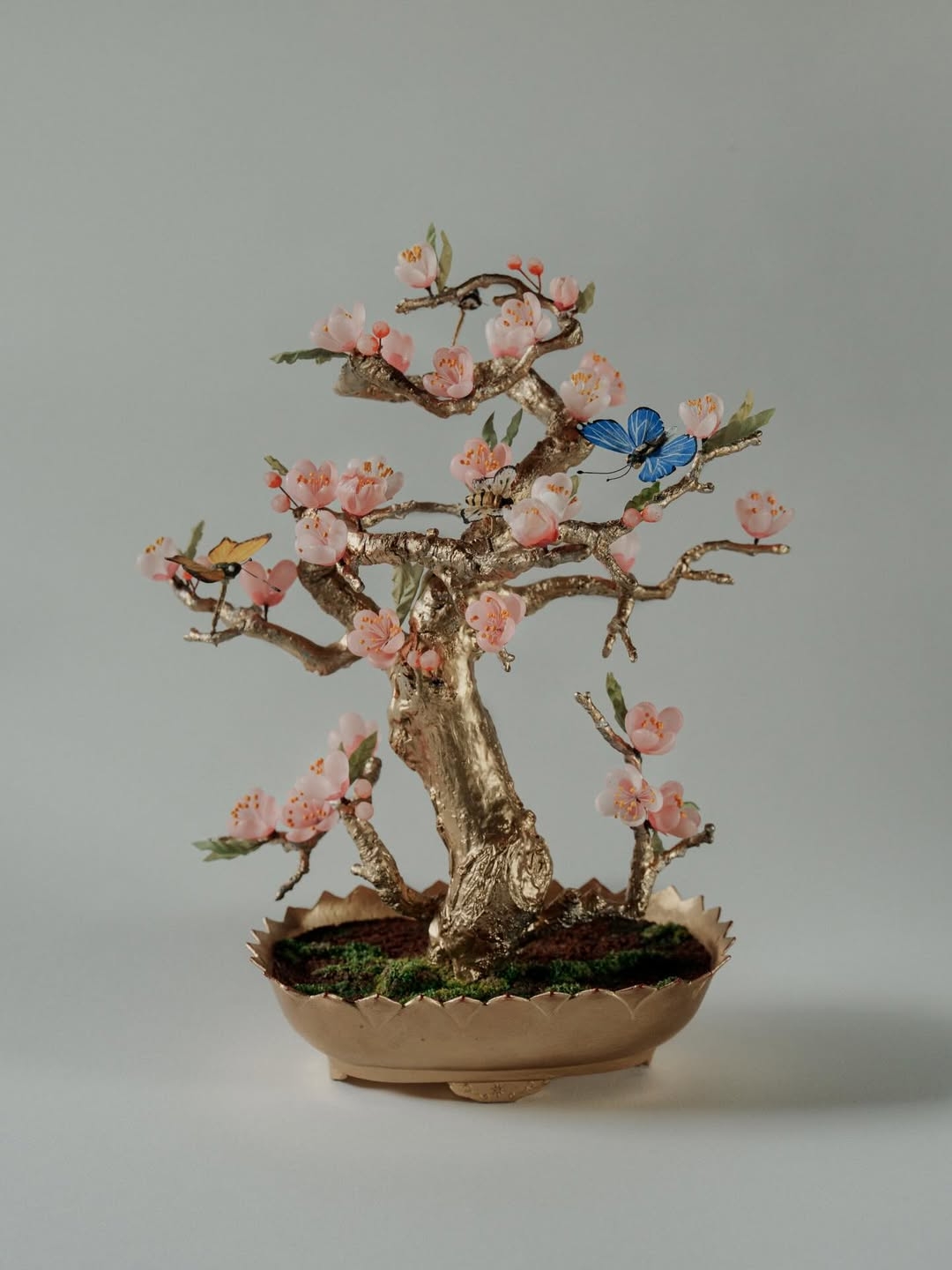 The "140th Banhwa," presented by President Lee Jae Myung to French President Emmanuel Macron in April, reinterprets the original banhwa gifted by King Gojong of Joseon to President Marie Francois Sadi Carnot of France in 1888. (Korean Royal Silk Flower)