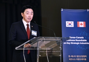 Korea to triple oil imports, secure more LNG from Canada amid energy shock