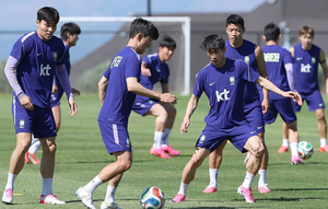 South Korea's full 26-man squad trains together for first time in Utah