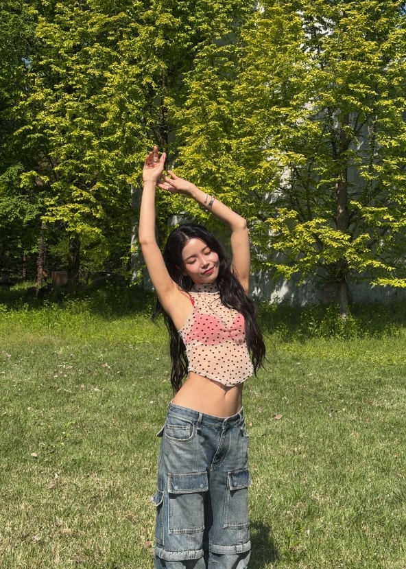 사진=솔라 채널