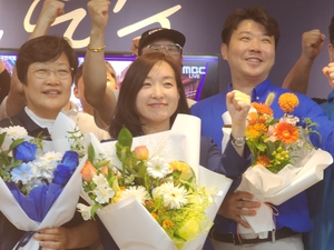 희비 엇갈린 청와대 참모출신…절반의 성공