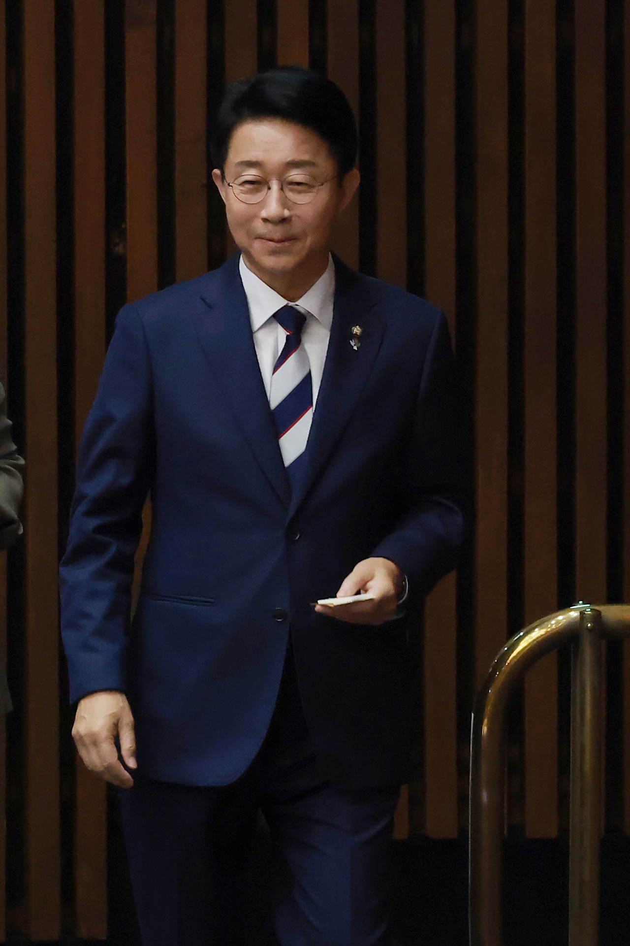 Rep. Cho Jeong-sik cast his vote during an election to elect a new Speaker for the 22nd National Assembly on Friday. (Yonhap)