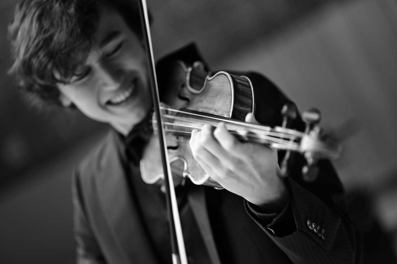 Violinist Daniel Lozakovich (Classical Bridge International Music Festival)