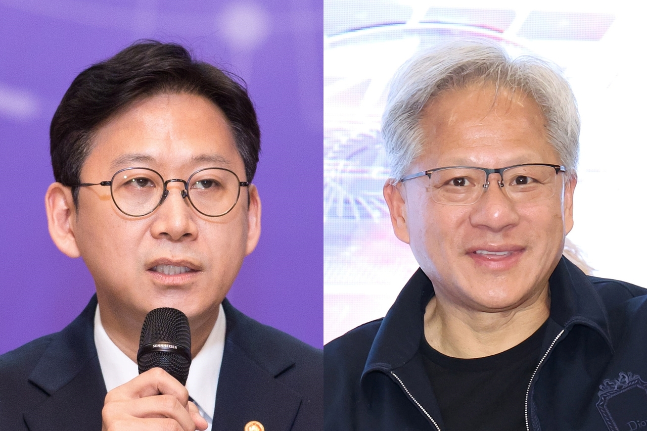 Deputy Prime Minister and ICT Minister Bae Kyung-hoon (left) and Nvidia CEO Jensen Huang (ICT Ministry, Yonhap)