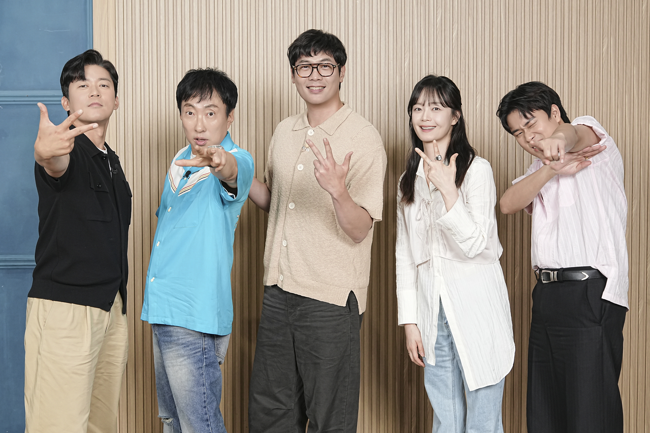 김대호, 박명수, 최다니엘, 전소민, 이무진/사진제공=MBC 에브리원