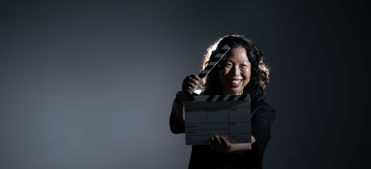 Film director Lee Min-sook poses for The Korea Herald at Herald Square in Seoul, May 11. (Im Se-jun/The Korea Herald)