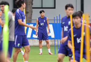 No all-nighters this time: Korea gets a brunch-time World Cup