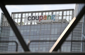 캐시백에 웰컴백까지…쿠팡 살아나자, 다시 ‘출혈경쟁’ [언박싱]