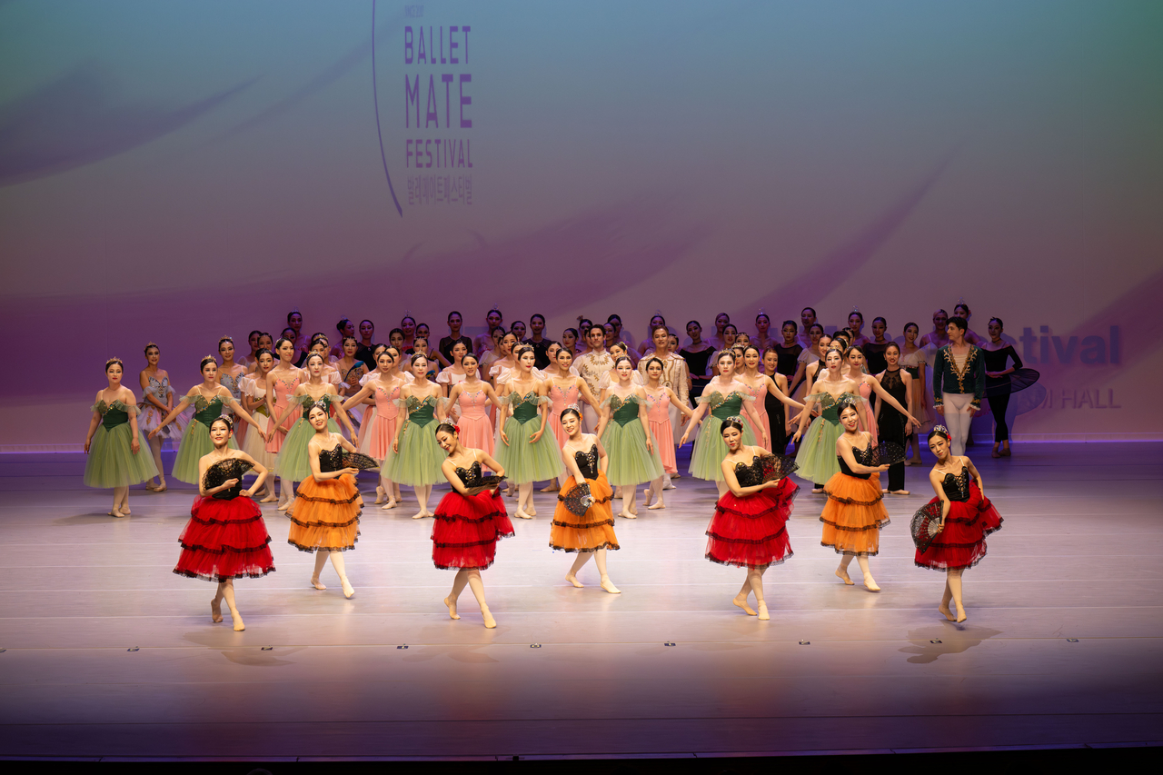 Participants in the Ballet Mate Festival, a performance and competition event for amateur ballet dancers, greet the audience after their performance. (Wise Ballet Theater)