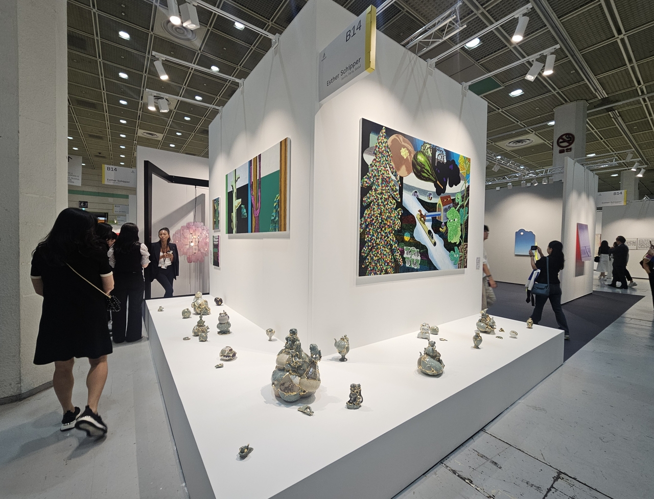 A view of Frieze Seoul 2025 at Coex in Seoul on Sept. 3  (Park Yuna/The Korea Herald)