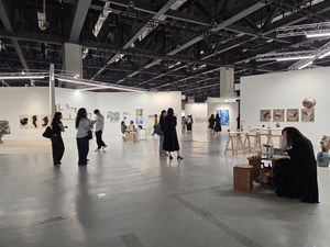 How many art fairs are too many?