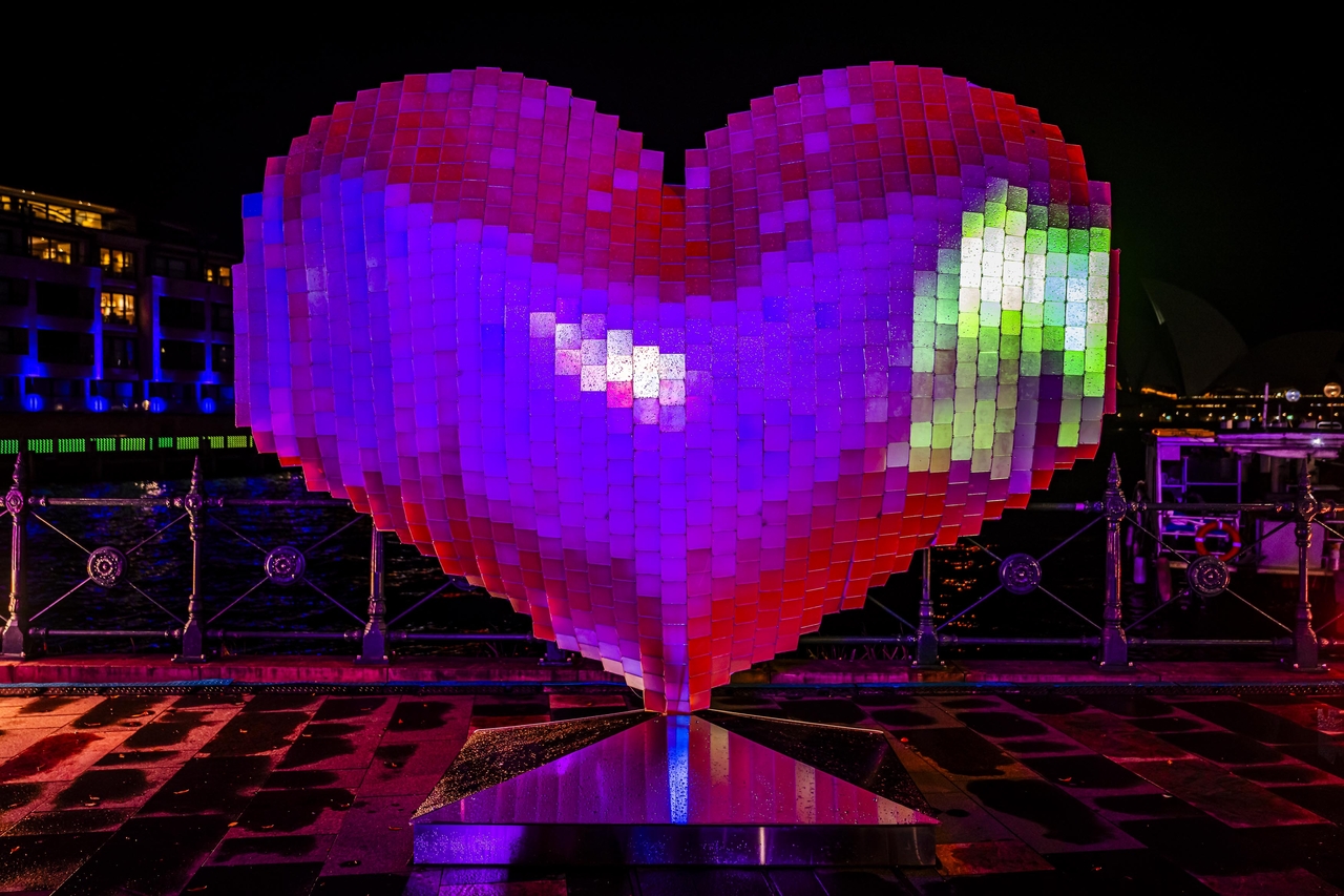 A giant heart installation at Campbell's Cove
