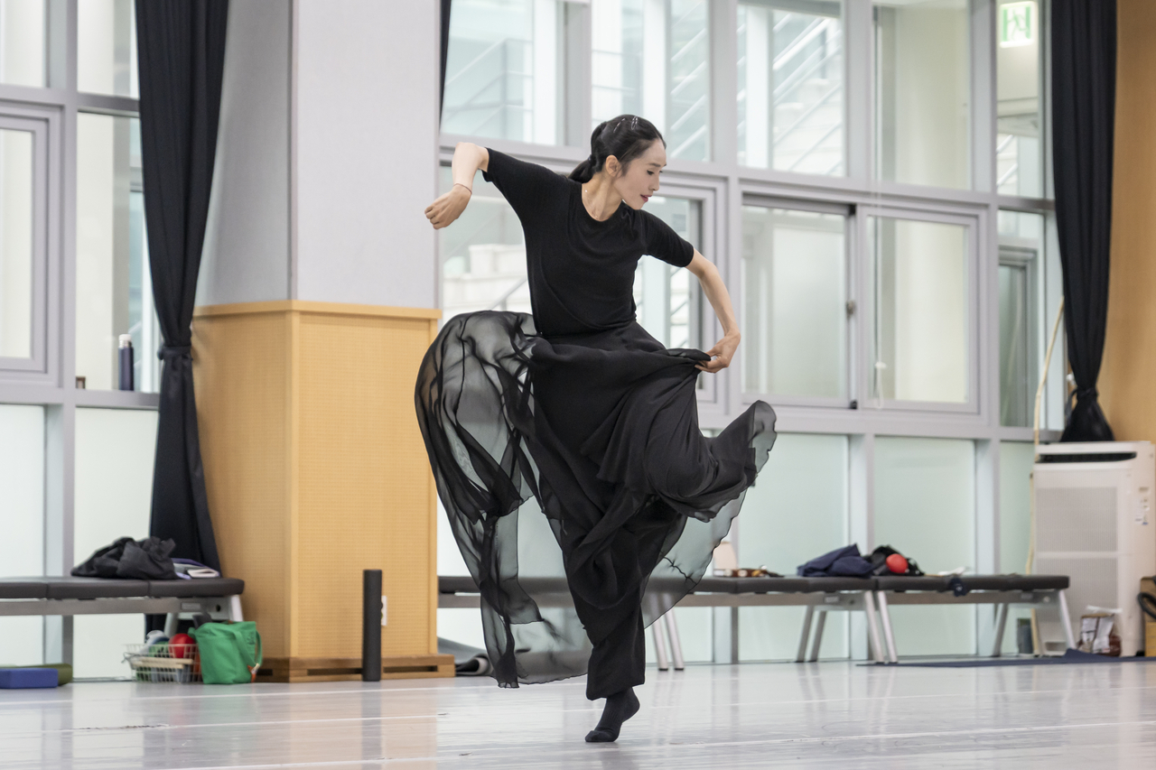Dancer Kim Mi-ae rehearses a scene from "Mongyudowonmoo" at a studio at the National Theater of Korea in Seoul. (National Dance Company of Korea)