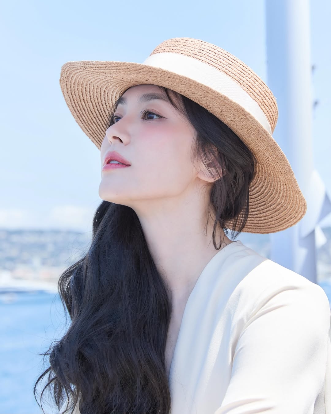 사진=송혜교 채널