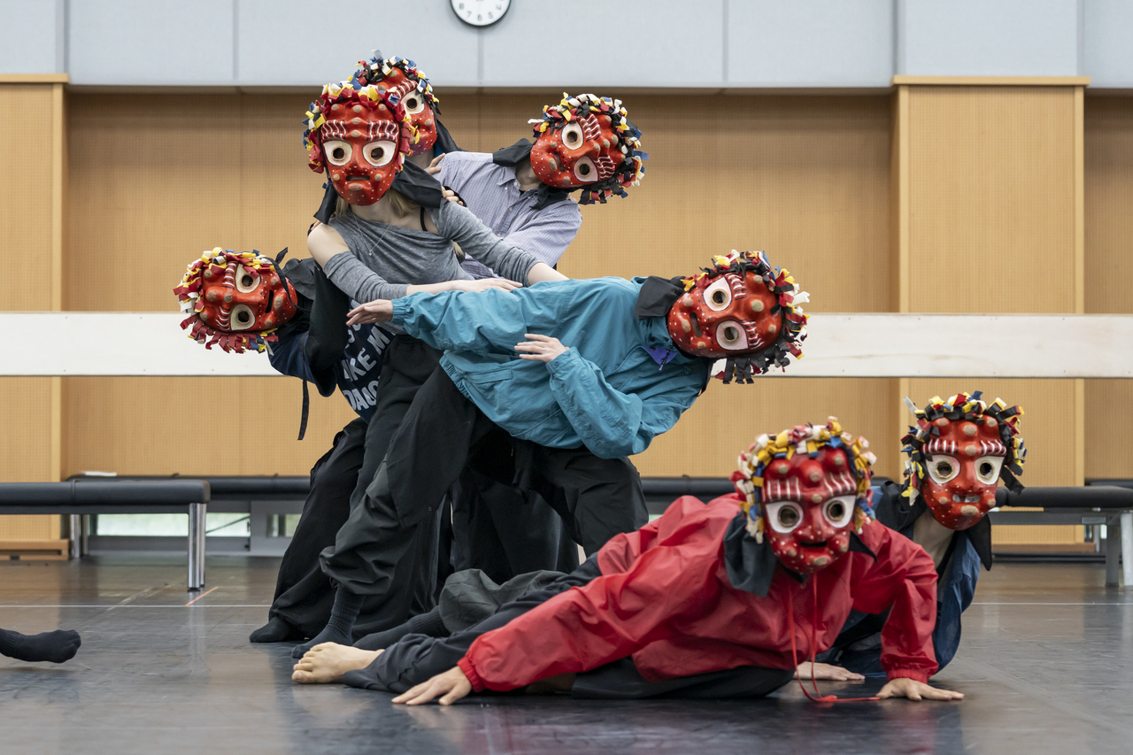 Joseon-Era Street Dance Receives a Modern Twist 12 Dancers of the National Dance Company of Korea rehearse a scene from “Mask Off.” (National Dance Company of Korea)