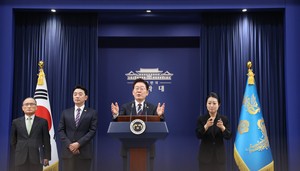 정청래 “월드클래스” 李대통령 띄우기…비당권파 “과유불급”