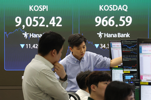 “계좌가 녹아내린다” 코스피는 신났지?…코스닥은 ‘와르르’ [투자360]