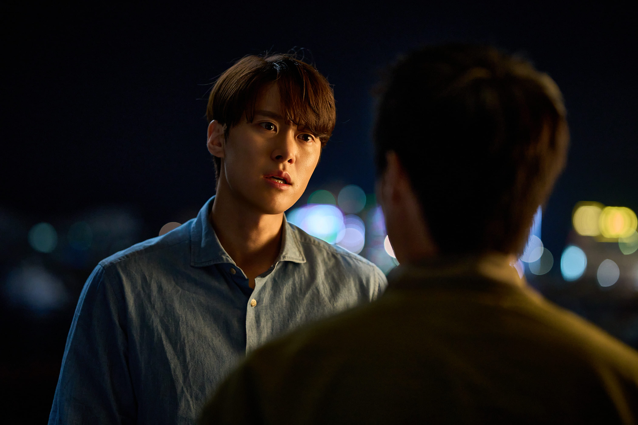 Gong Myung stars in "Husbands in Action." (Netflix)