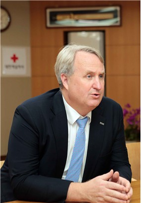 Ex-lawmaker Ihn Yohan named chief of Korean Red Cross