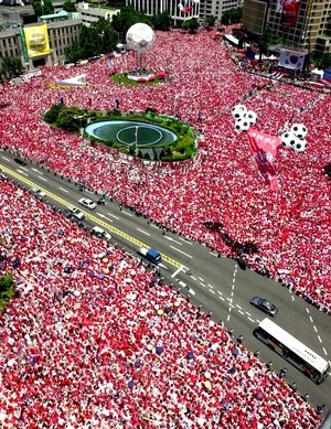 When Korea became one giant public square, and what came after